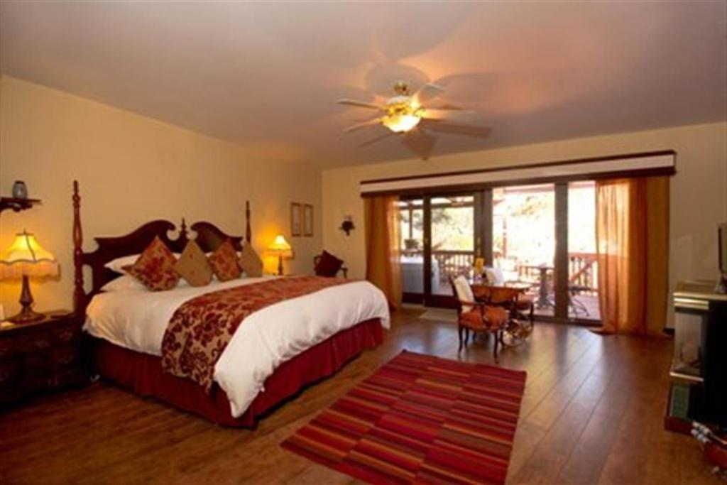 Sedona Views Bed And Breakfast Exterior photo