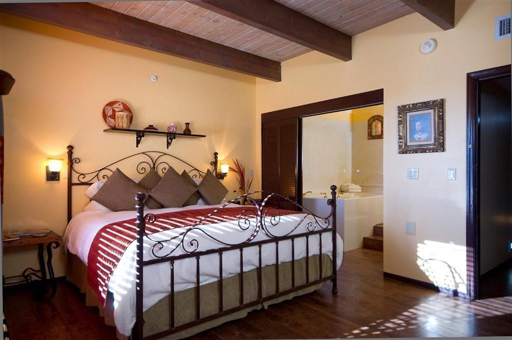 Sedona Views Bed And Breakfast Exterior photo